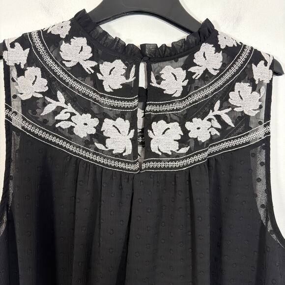 Torrid Clip Dot Embroidered Tank Chiffon Black Plus 26‎ Ruffle Neck Sleeveless - Picture 8 of 8